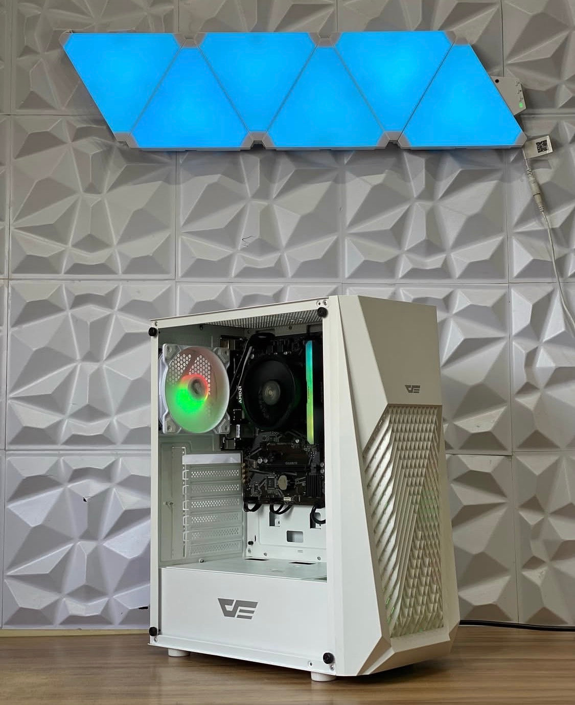PC GAMER RYZEN 5 5600GT