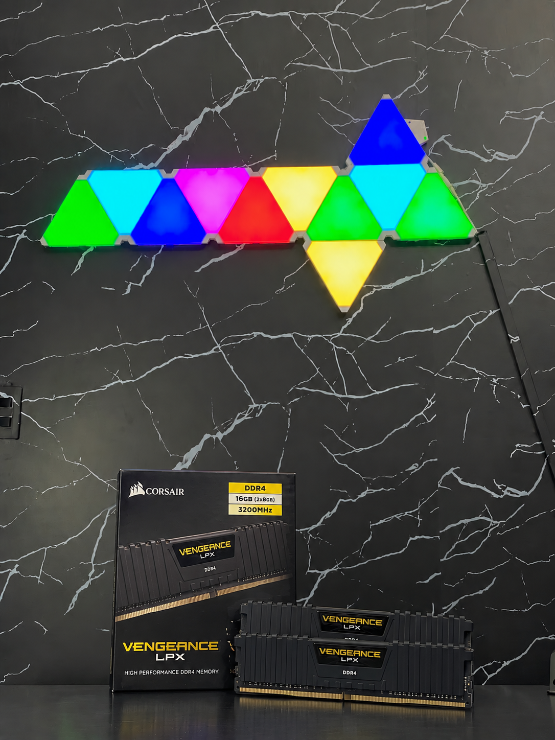 CORSAIR VENGEANCE LPX 16GB DDR4
