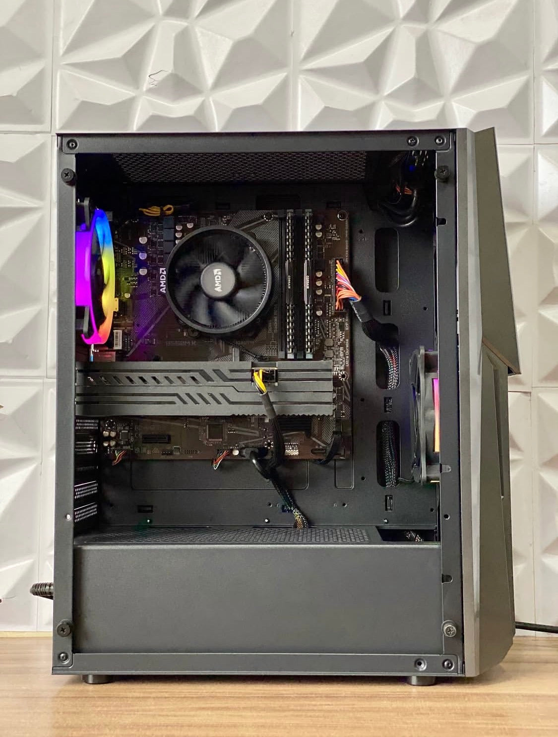 RYZEN 5 1400 RX 580 8GB GAMING PC