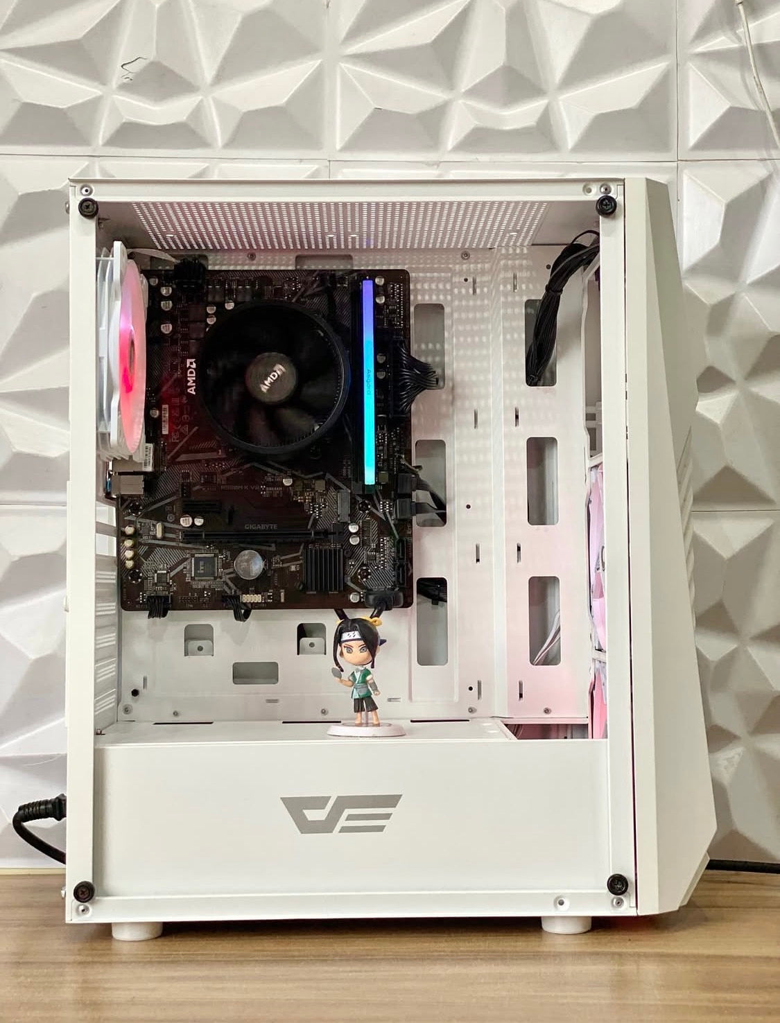 RYZEN 5 5600G 16GB GAMING PC